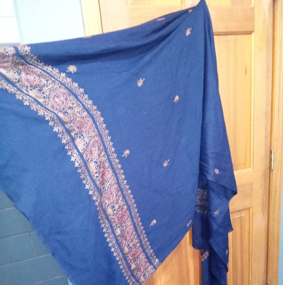 Abifs Rush-Ke-Kashmir blue with brownish pink embroidery cashmere scarf shawl
